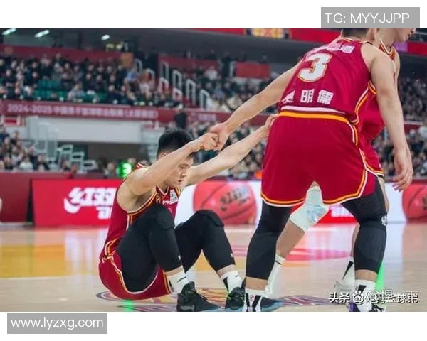 CBA精彩回放广东队与浙江队激战全场精彩瞬间回顾